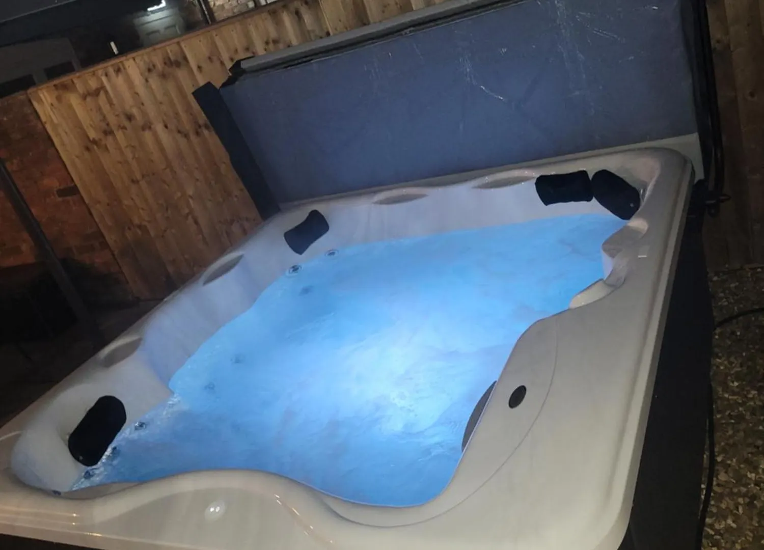 ****  The Blue Bell Inn Weaverthorpe United Kingdom
