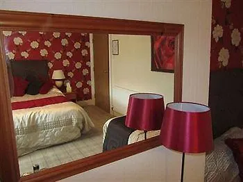 The Blue Bell Inn Weaverthorpe 4*,