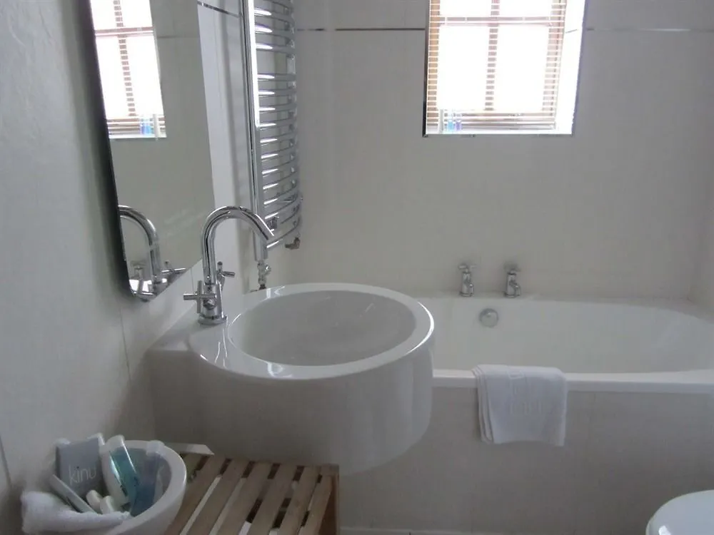 ****  The Blue Bell Inn Weaverthorpe United Kingdom